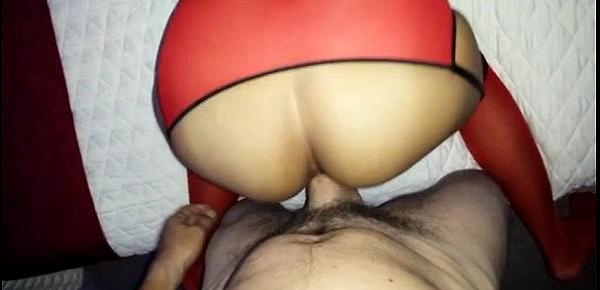 Culiando a una prostituta con falda roja www.putitas.mx